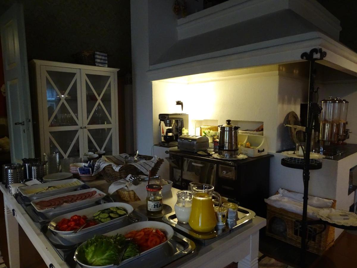 B&B Savikon Kartano 基泰 外观 照片